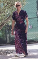 FELICITY HUFFMAN Out for Lunch and Salon Session in West Hollywood 10/13/2023