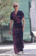 FELICITY HUFFMAN Out for Lunch and Salon Session in West Hollywood 10/13/2023