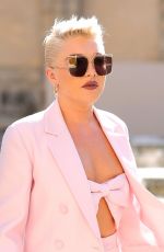 FLORENCE PUGH at Valentino Womenswear Spring/summer 2024 Show at Paris Fashion Week 10/01/2023