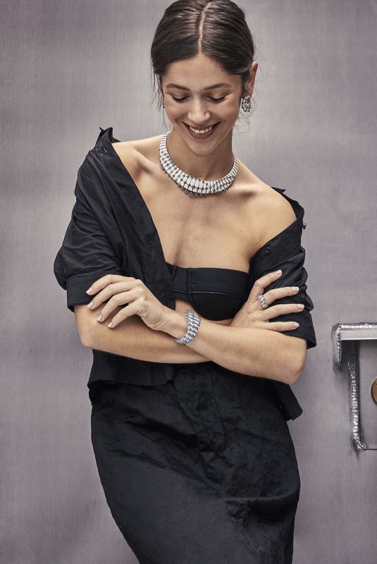 GEORGINA AMOROS for Yo Dona, October 2023