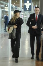 GISELE BUNDCHEN Arrives in Paris 09/30/2023