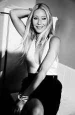 GWYNETH PALTROW for Bustle Magazine, October 2023