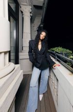 HALLE BAILEY - Instagram Photos 10/04/2023