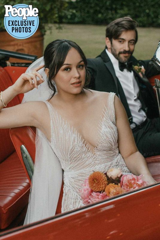 HAYLEY ORRANTI - Wedding Photos for People Magazine, October 2023