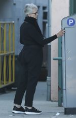 JAMIE LEE CURTIS Out and About in Beverly Hills 10/16/2023
