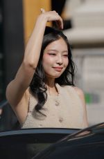 JENNIE at Chanel Spring/summer 2024 Fashion Show in Paris 10/03/2023