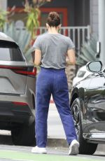 JENNIFER GARNER Arrives for an Event in Santa Monica 09/30/2023