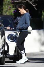 JENNIFER GARNER Arrives Home After a Gym Session in Los Angeles 10/28/2023