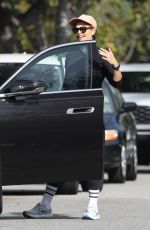 JENNIFER GARNER Leaves Pilates Class in Santa Monica 10/12/2023