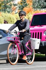 JENNIFER GARNER on a Bike Ride in Los Angeles 10/03/2023