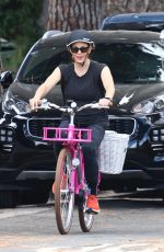 JENNIFER GARNER on a Bike Ride in Los Angeles 10/03/2023