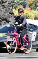 JENNIFER GARNER on a Bike Ride in Los Angeles 10/03/2023