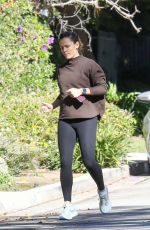 JENNIFER GARNER Out Jogging in Brentwood 10/15/2023