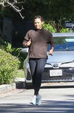 JENNIFER GARNER Out Jogging in Brentwood 10/15/2023