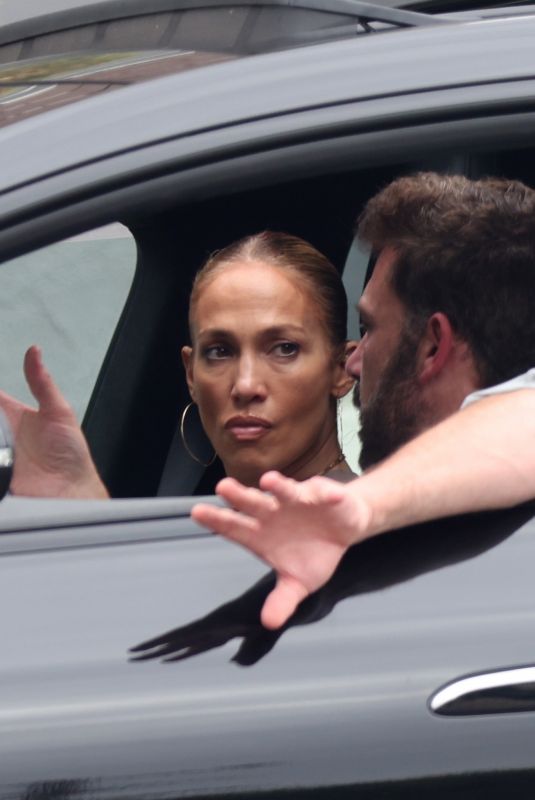 JENNIFER LOPEZ and Ben Affleck Out and About in Los Angeles 09/29/2023