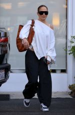 JENNIFER LOPEZ Leaves a Photo Studio in West Hollywood 10/02/2023
