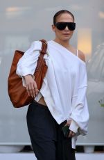 JENNIFER LOPEZ Leaves a Photo Studio in West Hollywood 10/02/2023