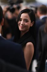 JISOO at Christian Dior Womenswear Spring/summer 2024 Show at Paris Fashion Week 09/26/2023