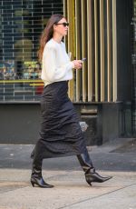 KARLIE KLOSS Heading to Early Morning Business Meeting in New York 10/24/2023