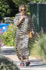 KATE HUDSON and GOLDIE HAWN at a Memorable Lunch in Pacific Palisades 10/10/2023