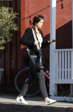 KATHERINE SCHWARZENEGGER Out Shopping in Brentwood 10/26/2023