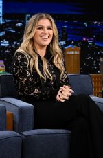 KELLY CLARKSON at Tonight Show Starring Jimmy Fallon in New York 10/13/2023