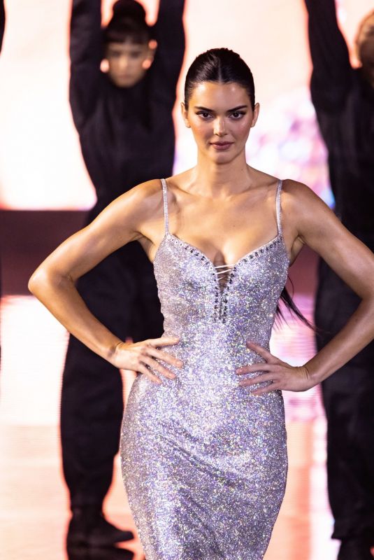 KENDALL JENNER at Le Defile L