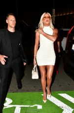 KHLOE KARDASHIAN Arrives at Kim Kardashian