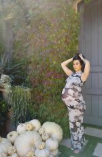 KOURTNEY KARDASHIAN Posing Up in Her @boohoo Collection in New York 10/06/2023
