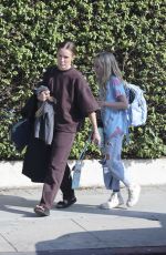 KRISTEN BELL Out Picks up Daughter from School in Los Angeles 10/27/2023