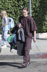 KRISTEN BELL Out Picks up Daughter from School in Los Angeles 10/27/2023