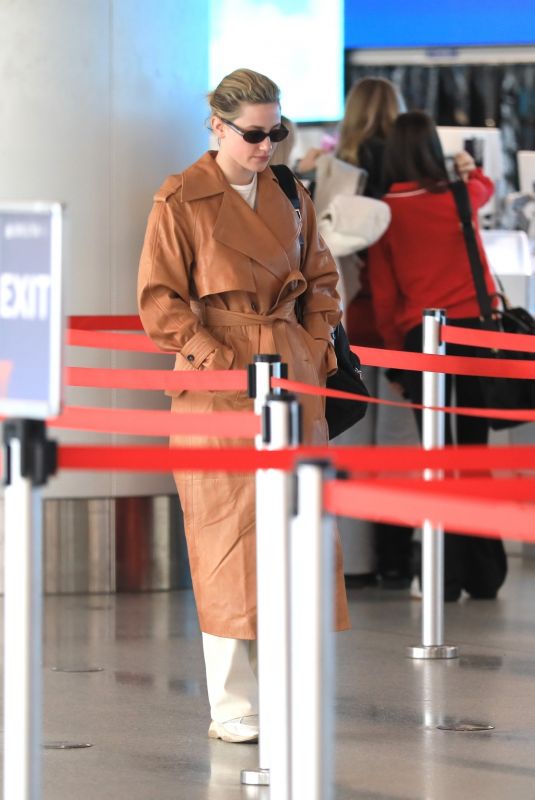 LILI REINHART Arrives at Airport in Los Angeles 09/28/2023