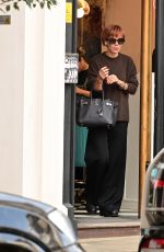 LILY ALLEN Getting Her Nails Done at Coco Nails Club in Marylebone 10/04/2023