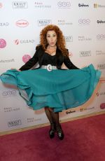 LISA ANN WALTER at 2023 Best in Drag Show Benefitting Alliance for Housing and Healing in Los Angeles 10/01/2023
