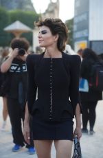 LISA RINNA Arrives at Mugler Show at Paris Fashion Week 10/02/2023