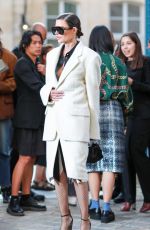LISA RINNA Arrives at Victoria Beckham Fashion Show in Paris 09/29/2023