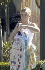 LOLA SHEEN Leaves Dry Cleaning in Calabasas 10/19/2023