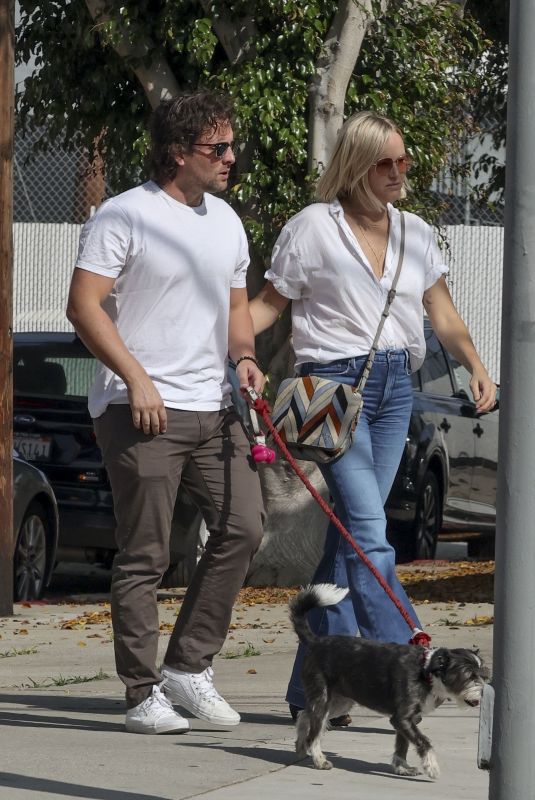 MALIN AKERMAN and Jack Donnelly Out with Their Dog in Los Angeles 10/17/2023