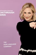 MARLEE MATLIN at National Sssociation of Deaf