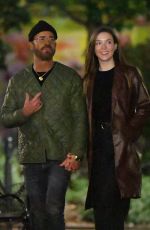 NICOLE BRYDON BLOOM and Justin Theroux Out at Washington Square Park 01/19/2023