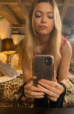 NIKKI HAHN - Instagram Photos 10/18/2023
