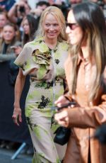 PAMELA ANDERSON Arrives at Victoria Beckham Show at Paris Fashion Week 09/29/2023