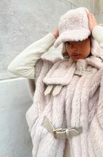 PAOLA LOCATELLI - Instagram Photos 10/26/2023