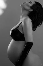 Pregnant KOURTNEY KARDASHIAN for Vanity Fair Italy, October 2023