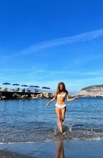 RONNI HAWK - Instagram Photos 10/26/2023