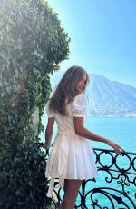 RONNI HAWK - Instagram Photos 10/26/2023