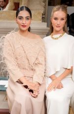 ROSIE HUNTINGTON-WHITELEY at Valentino Womenswear Spring/summer 2024 Show in Paris 10/01/2023