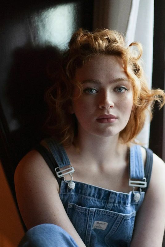 SADIE SINK - Armani Portrait 2023