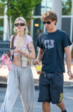 SAMI SHEEN on a Lunch Date at Erehwon Organic in Calabasas 10/04/2023