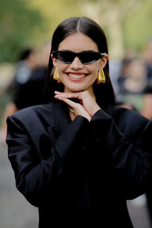 SARA SAMPAIO Arrives at Zimmermann Spring/Summer 2024 Show in Paris 10/02/2023